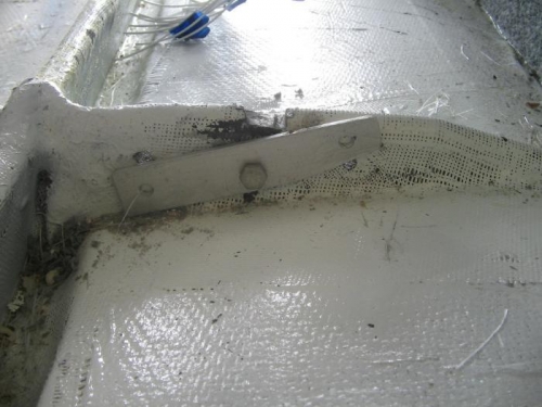 LH front stringer with front support plates