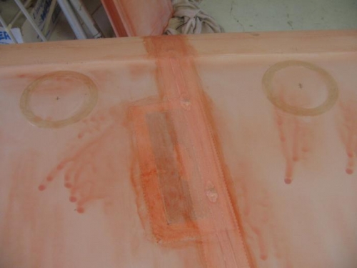 extra ring on right for pitot access