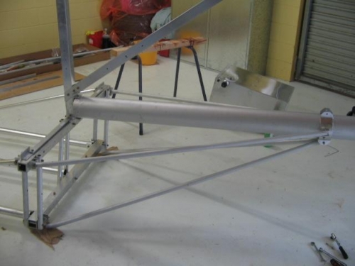 boom attached to bulkhead