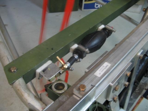 fuel primer bulb