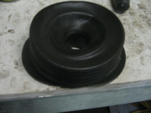 retainer with rubber boot