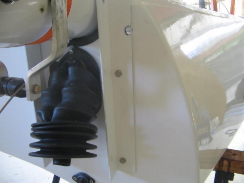 right hand side aft mount angle