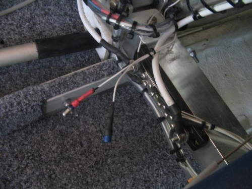 bullet terminals on wiring side of bilge pump