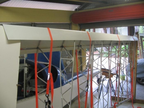 wing cuff in position