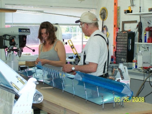 Tracy & Chris helping