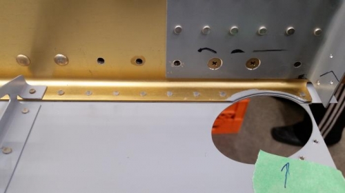 Double-flush rivets for landing-gear mount