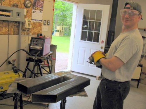 I'm not sure how to weld, but its fun!