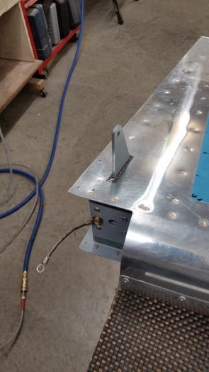 Sealed rudder horn with tank sealant