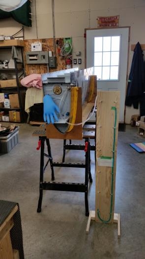 You can see with the manometer on the right side of the picture that it is pressurized