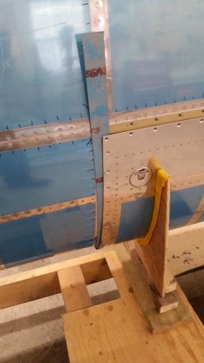 Used scrap to slide fuel tanks in place so as not to scratch the piexce beneath.