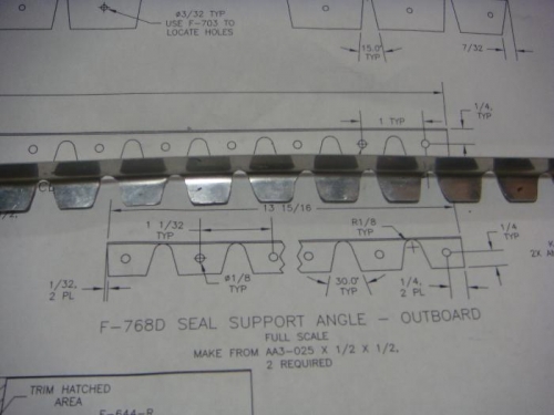 768D Seal Support Angle