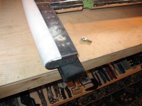 Tip, fitted to elevator