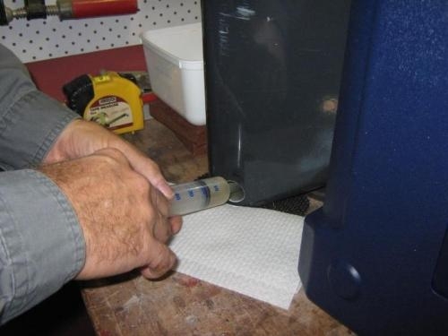 Filling elevator with extra resin.