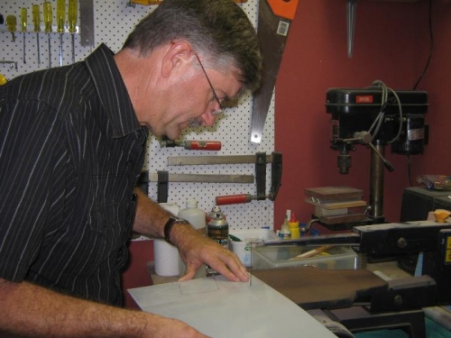 Cutting the covers with the jigsaw