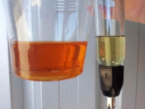 Orange carbi fuel vs yellow fuel tank fuel?