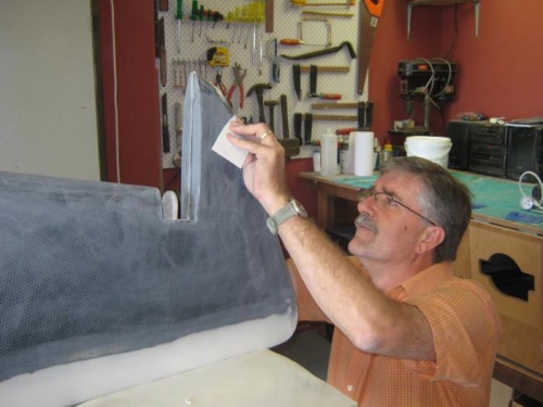 Filling the top of the rudder.