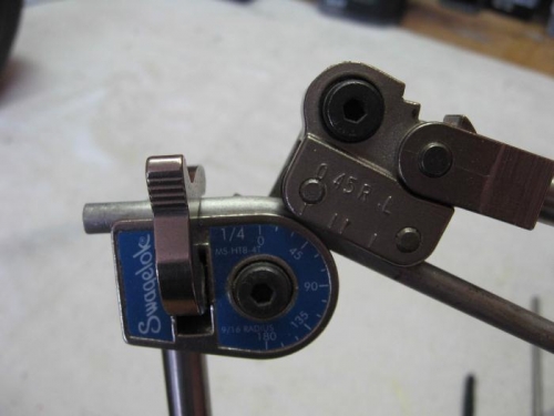 Using Peter T's tube bender to bend the brake line.