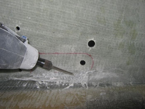 Trimming the lower fuselage joint