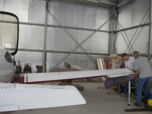 Aligning right wing.