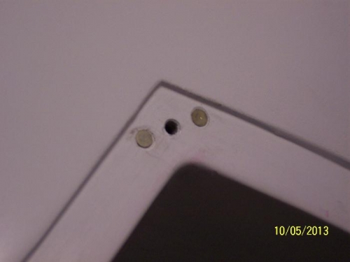 Used one screw/side to hold on lens
