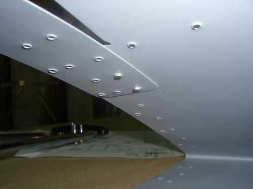 Riveted the e713 to the skin in 4 places