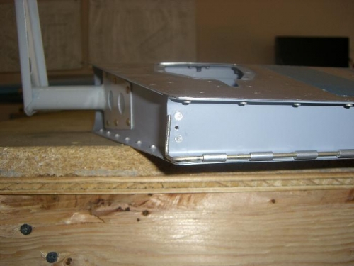 Trim tab hinge