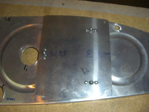 Left fuel sender plate