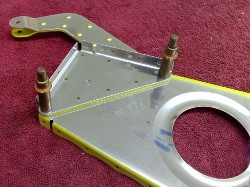 Flaperon Hinge