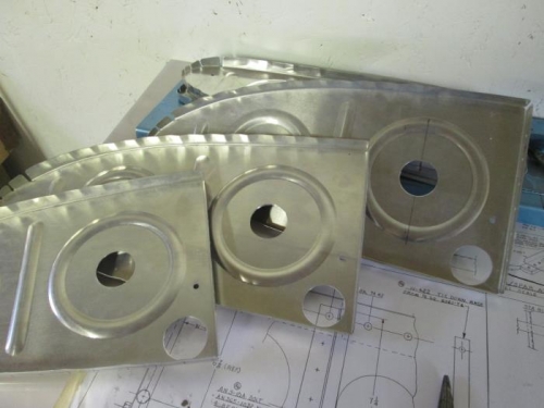 Drilled fuel transfer holes