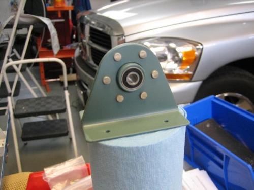 HS-411 brackets and bearing