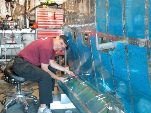 Backside of the left wing