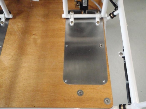 Stainless steel hardware and tinnermans fitted