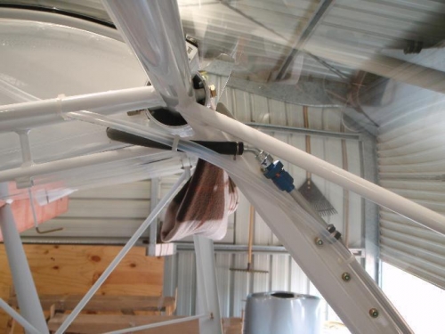 Pitot static and fuel line installation
