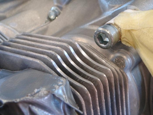 modified aft L/H cylinders cooling fins