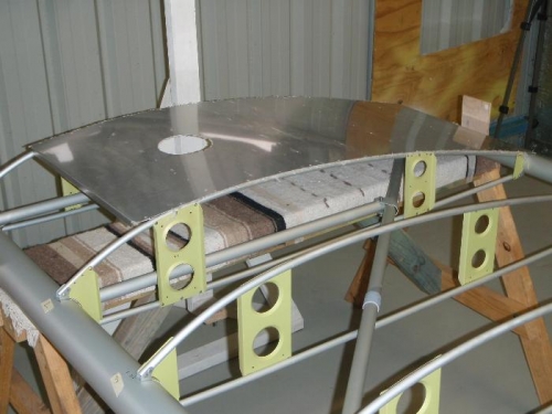 Checking spacing between ribs 1 and 2 and the top skin