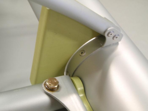 Forward spar clip rivetted in place