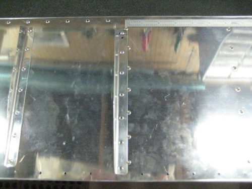 Top hole is about 5/32