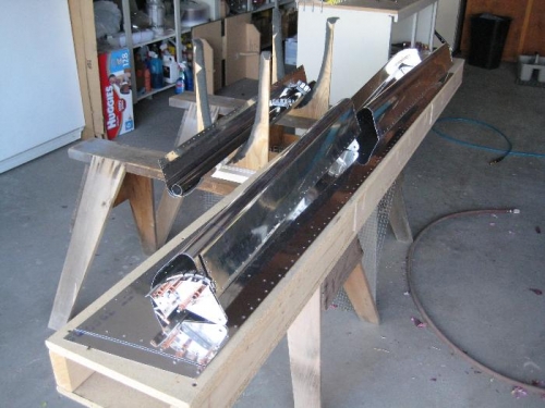 Don loaned me the jig to assemble the flap