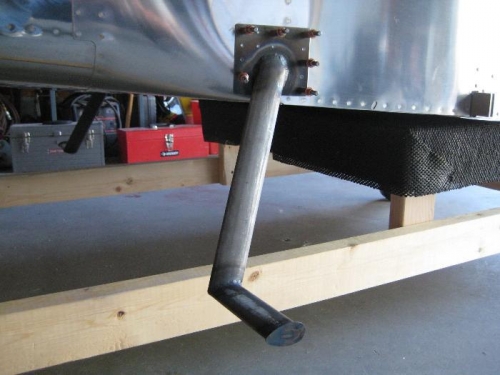 Right step temporarily mounted