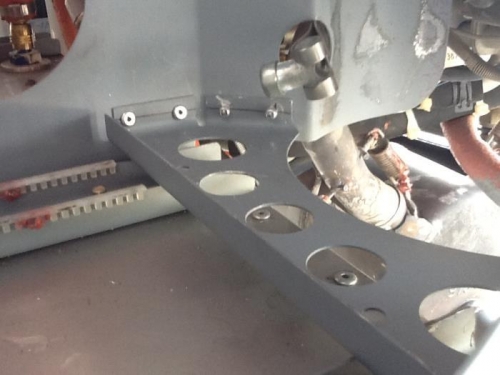 New bracket, inside.