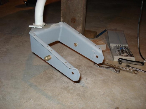 Nose fork with towbar studs & nutplates.