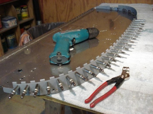 An awful lot of nutplates and rivets!