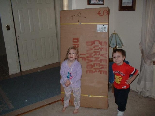 Stevie and Ashley with unopened box 2