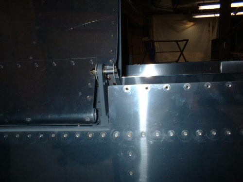 Left aileron - bolted to inboard bracket