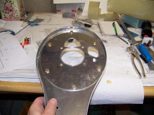 Top plate bolted to mount plate