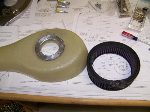 FAB and air filter removed from carb - nice seal around accelerator pump