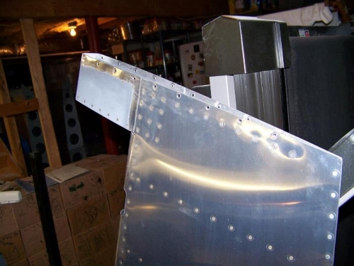 Rudder deburred and dimpled for tip