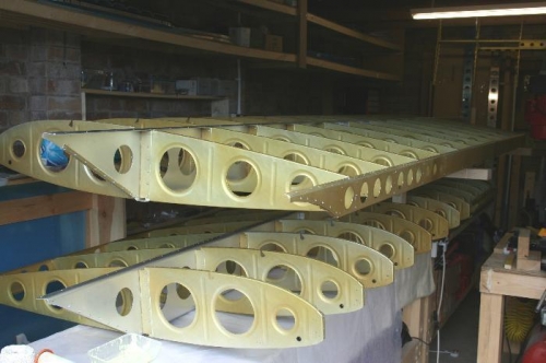 Racking for second wing