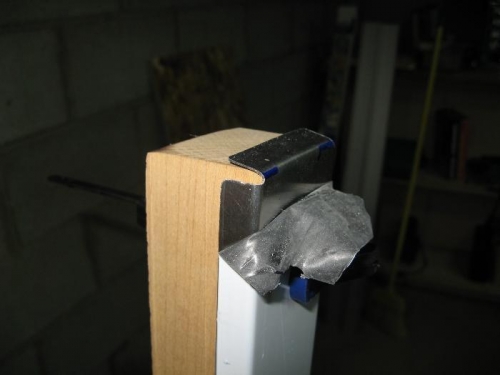 Forming flange on T12-03