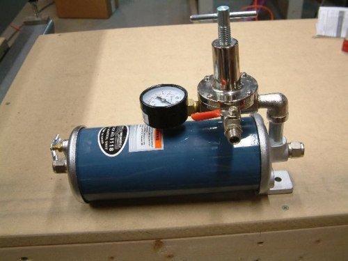 Air filter and pressure adjustment